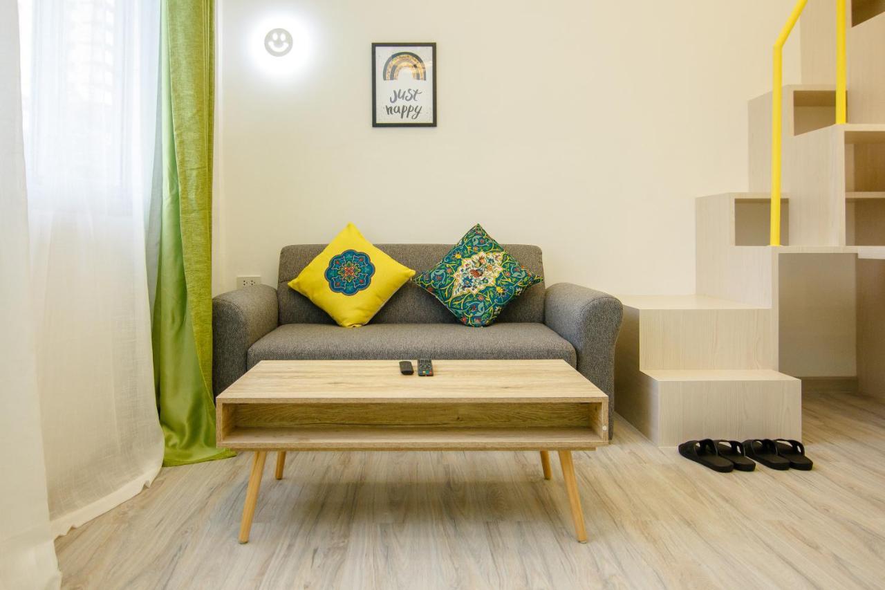 Ostello Folk Poshtel Asok Bangkok Esterno foto