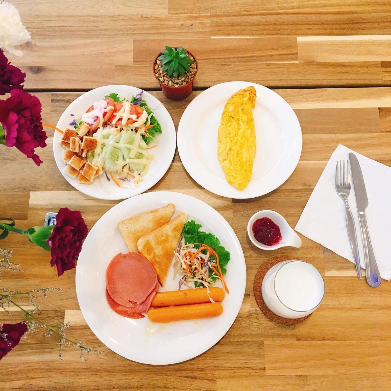 Ostello Folk Poshtel Asok Bangkok Esterno foto